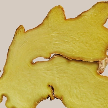 Fresh Ginger Rhizome (Sheng Jiang) herb used in The Shift non-hormonal perimenopause supplement formula